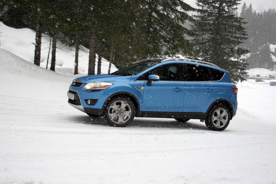  Ford Kuga 2008 года  (фото 96 из 139)